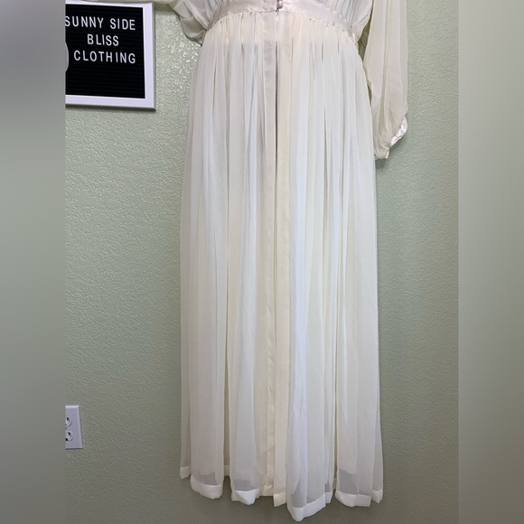 Rare Vintage Victoria Secret Embroidered Night Gown W/ Matching Robe One Size - Picture 8 of 16
